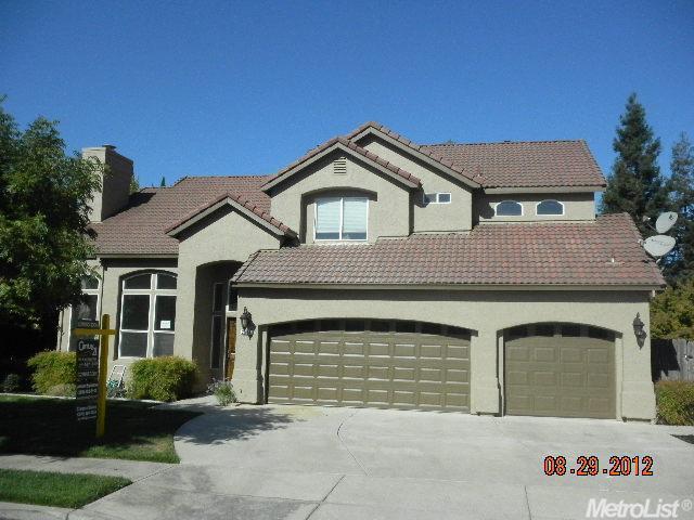2585 Tigers Dr, Turlock, CA 95382 photo 1