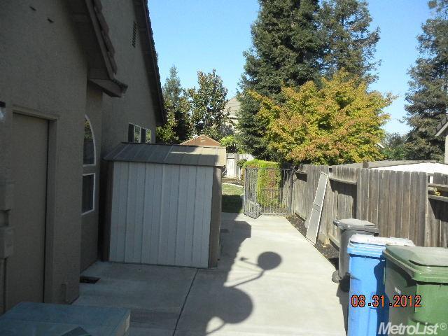 2585 Tigers Dr, Turlock, CA 95382 photo 21