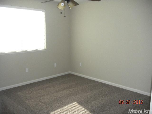 2585 Tigers Dr, Turlock, CA 95382 photo 20