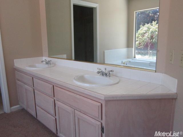 3016 Robnell Way, Ceres, CA 95307 photo 14