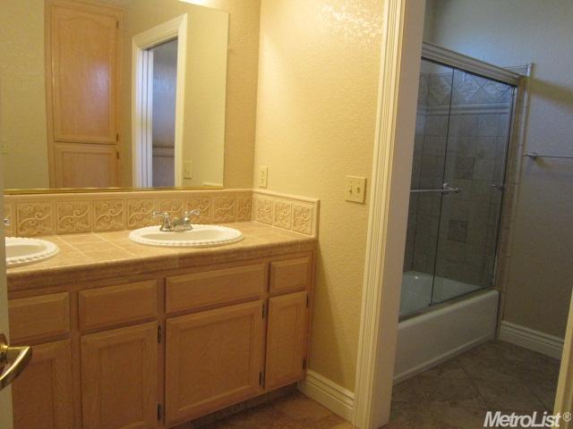 3016 Robnell Way, Ceres, CA 95307 photo 18