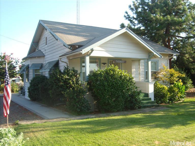 270 Montana Ave, Turlock, CA 95380 photo 1