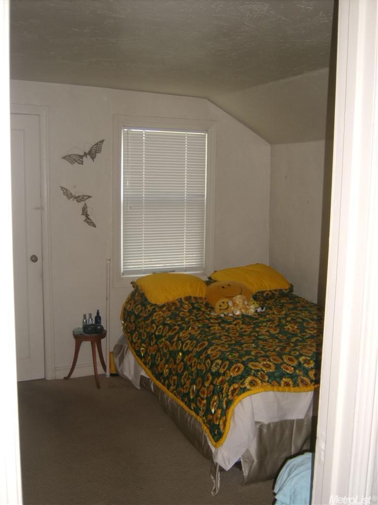 270 Montana Ave, Turlock, CA 95380 photo 10