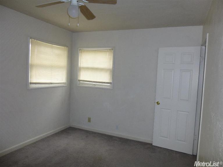 2325 Ada St, Modesto, CA 95354 photo 7