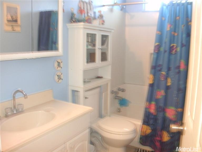 480 Sunset Dr, Galt, CA 95632 photo 5