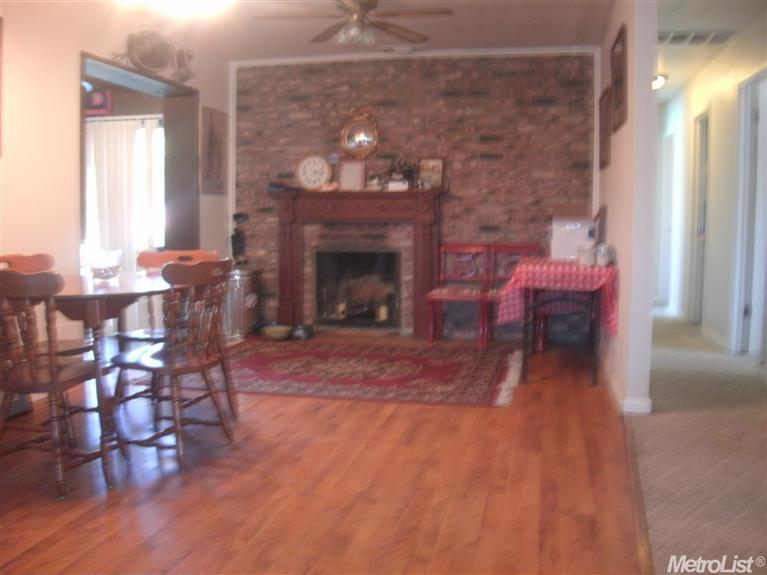 480 Sunset Dr, Galt, CA 95632 photo 7
