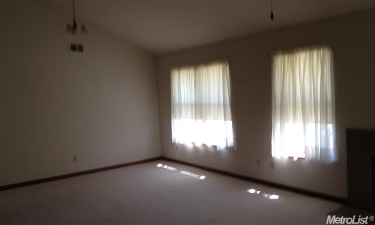 997 Georgeann Pl, Ripon, CA 95366 photo 6