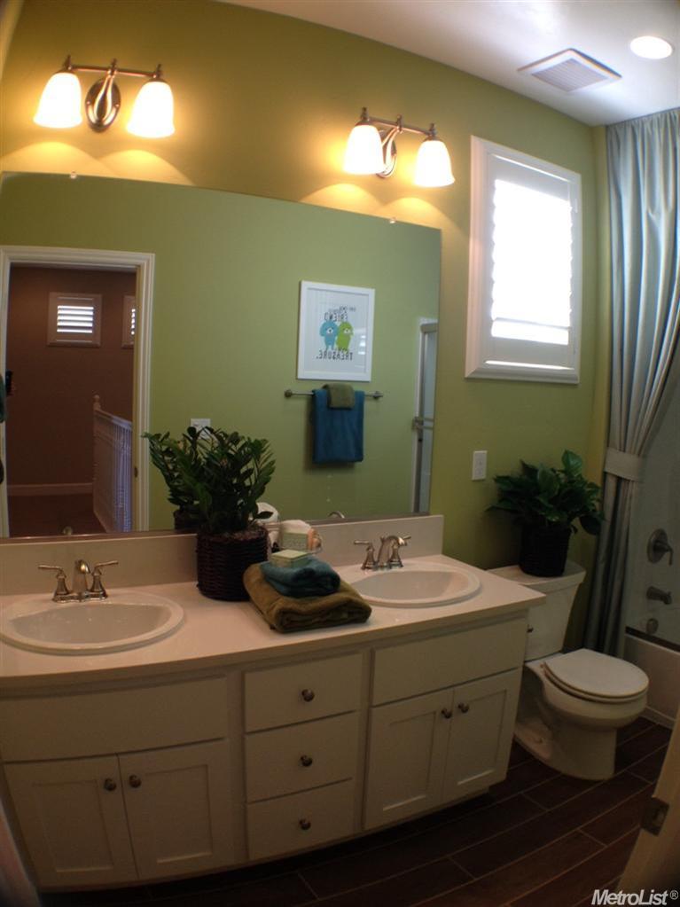 1344 Bugby Ln, Folsom, CA 95630 photo 9