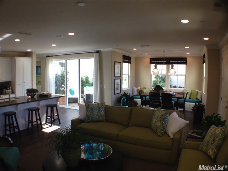 1344 Bugby Ln, Folsom, CA 95630 photo 4