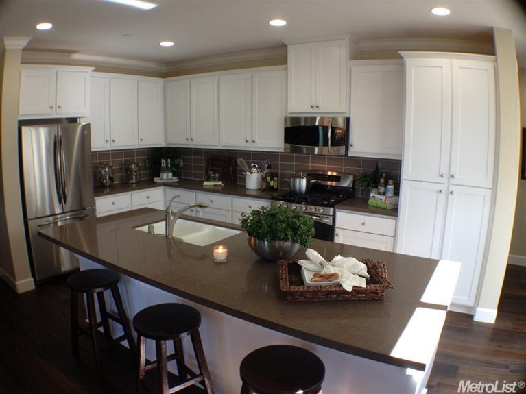 1344 Bugby Ln, Folsom, CA 95630 photo 2