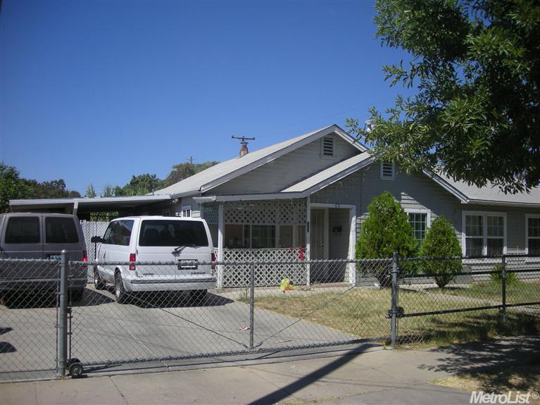 321 R St, Merced, CA 95341 photo 2
