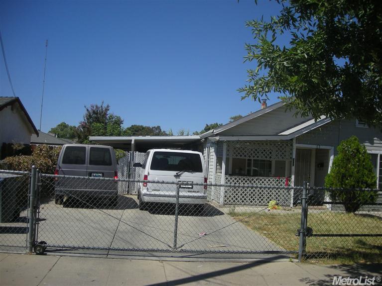 321 R St, Merced, CA 95341 photo 3