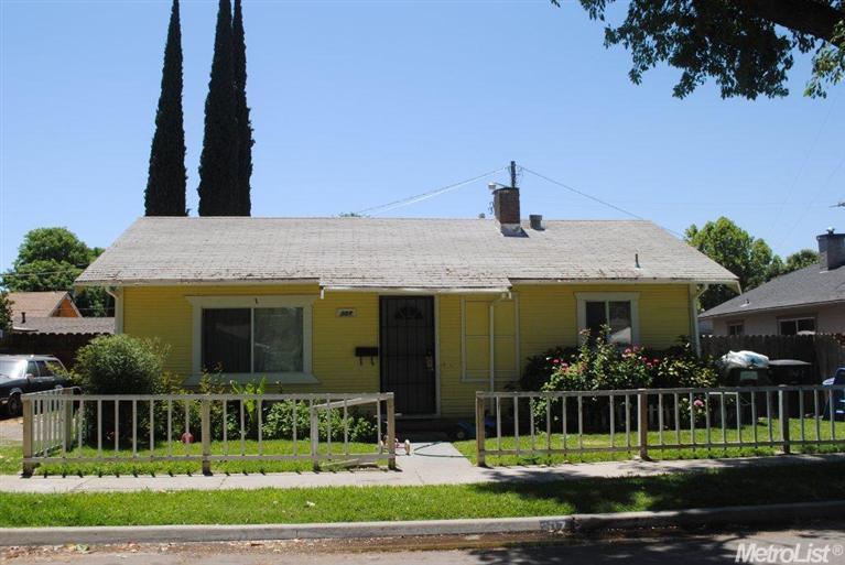 307 Ash St, Modesto, CA 95351 photo 1