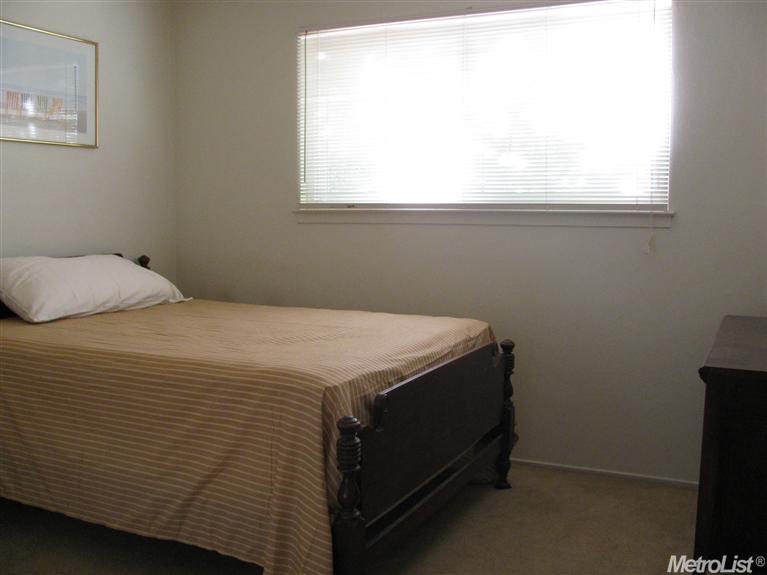 6101 Merry Ln, Carmichael, CA 95608 photo 6