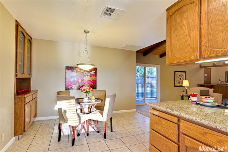 5948 Camray Cir, Carmichael, CA 95608 photo 7