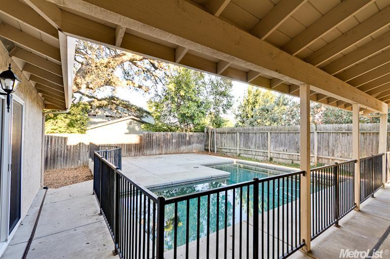 5948 Camray Cir, Carmichael, CA 95608 photo 17