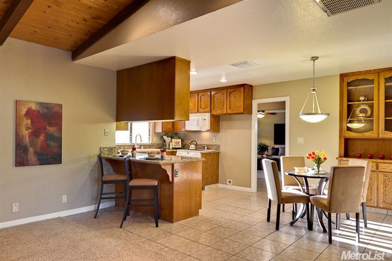 5948 Camray Cir, Carmichael, CA 95608 photo 10