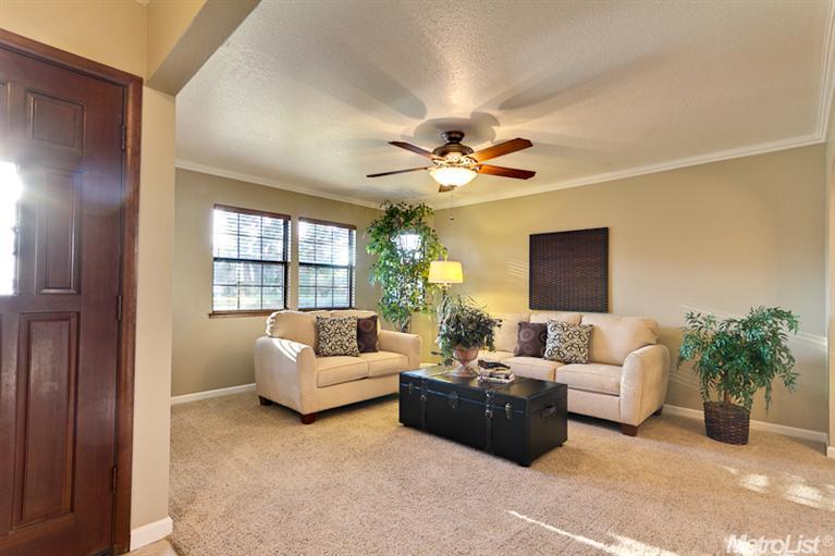 5948 Camray Cir, Carmichael, CA 95608 photo 3