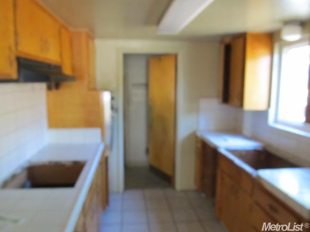 1508 W Rumble Rd, Modesto, CA 95350 photo 5