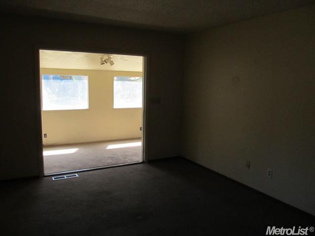 1508 W Rumble Rd, Modesto, CA 95350 photo 3