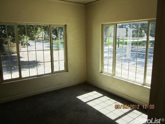 1013 Mono Dr, Modesto, CA 95354 photo 5