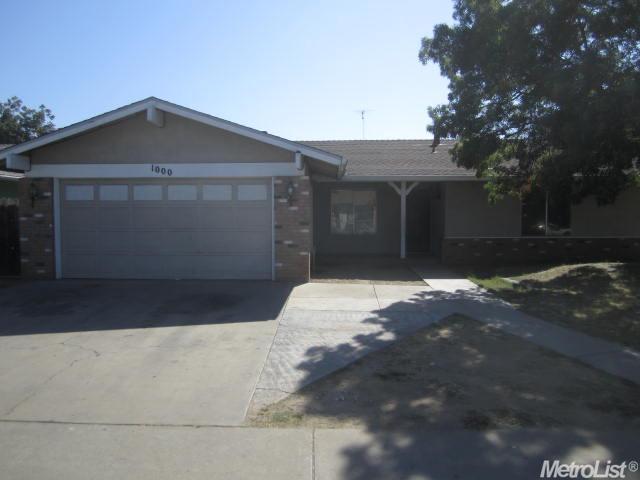 1000 Winepress Ln, Modesto, CA 95351 photo 1