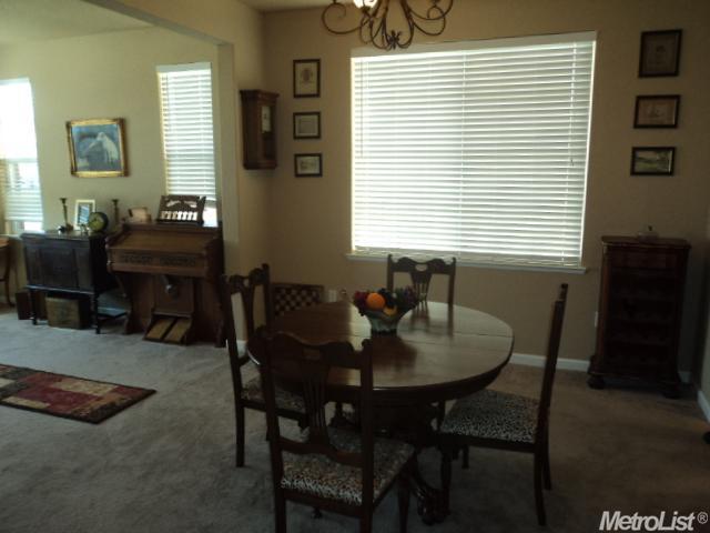 2024 Thomas Taylor Dr, Hughson, CA 95326 photo 6