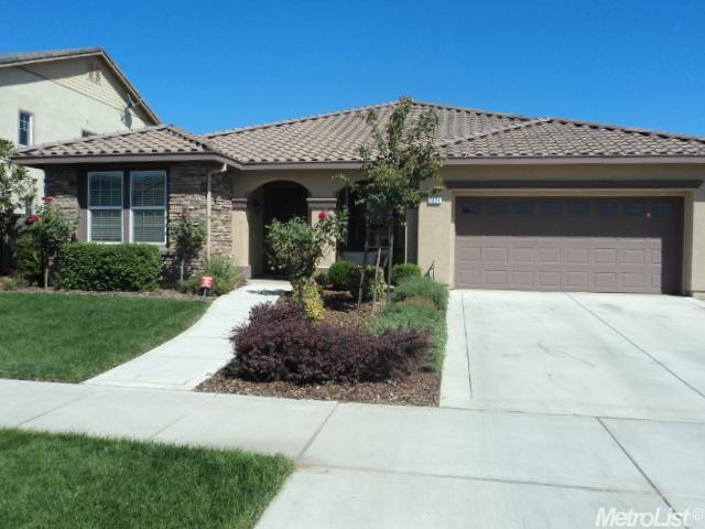 2024 Thomas Taylor Dr, Hughson, CA 95326 photo 2