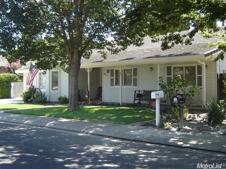 3812 Springcreek Dr, Modesto, CA 95355 photo 1