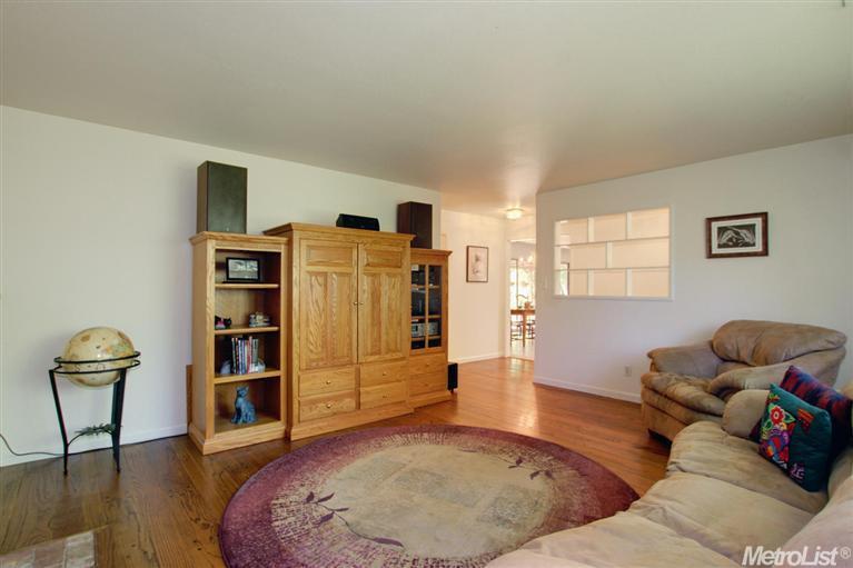3401 Brookside Way, Carmichael, CA 95608 photo 8