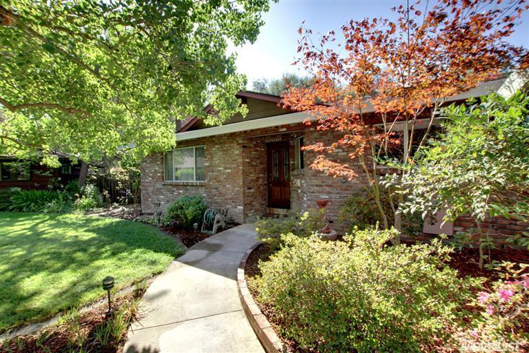 3401 Brookside Way, Carmichael, CA 95608 photo 2
