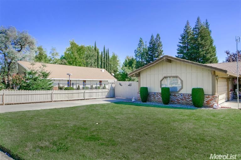 3610 Garfield Ave, Carmichael, CA 95608 photo 2