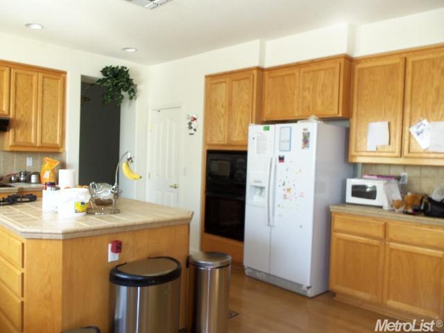 210 Marsh Hawk Dr, Folsom, CA 95630 photo 5