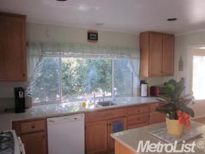 832 Longfellow St, Tracy, CA 95376 photo 4