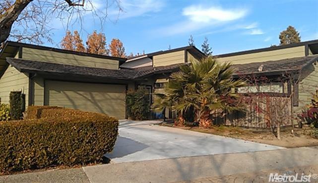 651 Rondee Ln, Turlock, CA 95382 photo 1