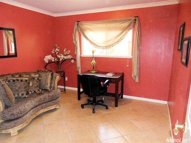 1409 Woodside Dr, Modesto, CA 95355 photo 24