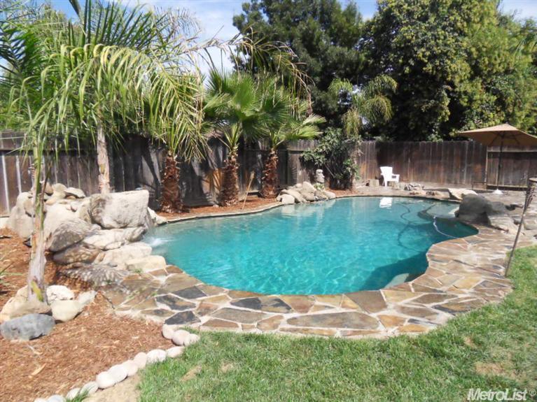 1409 Woodside Dr, Modesto, CA 95355 photo 5
