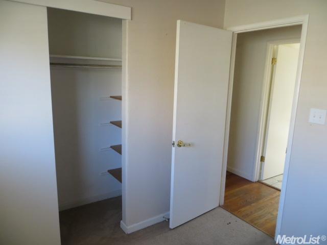 8949 Custer Ave, Orangevale, CA 95662 photo 10