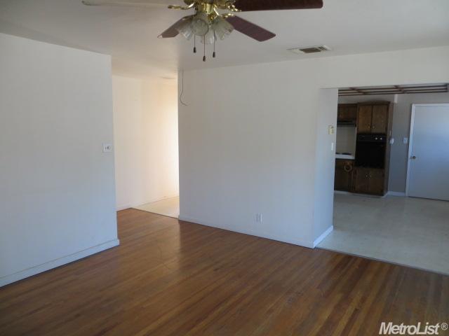 8949 Custer Ave, Orangevale, CA 95662 photo 2