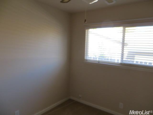 8949 Custer Ave, Orangevale, CA 95662 photo 9