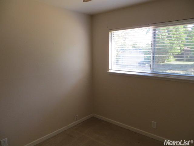 8949 Custer Ave, Orangevale, CA 95662 photo 7