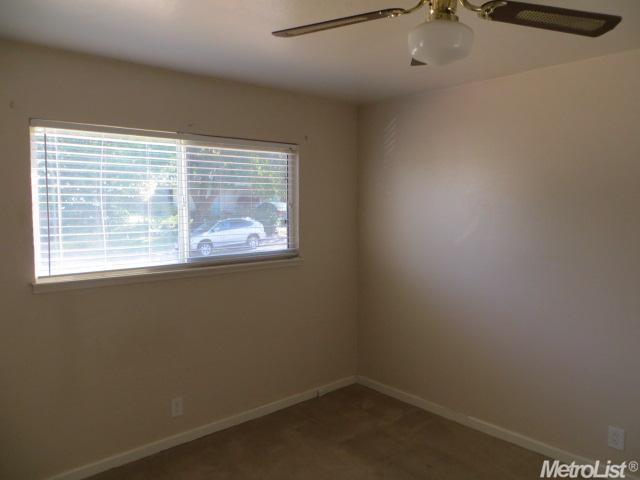 8949 Custer Ave, Orangevale, CA 95662 photo 5