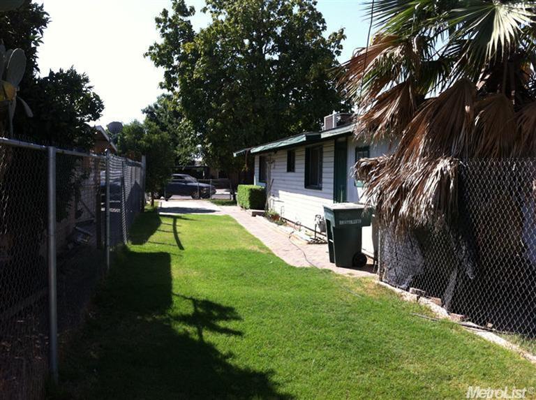 1513 Plumas Ave, Modesto, CA 95358 photo 3
