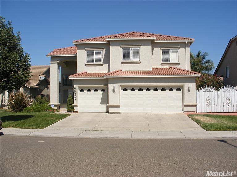 3009 Degas Ln, Modesto, CA 95355 photo 1