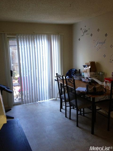 3981 Oak Villa Cir, Carmichael, CA 95608 photo 5