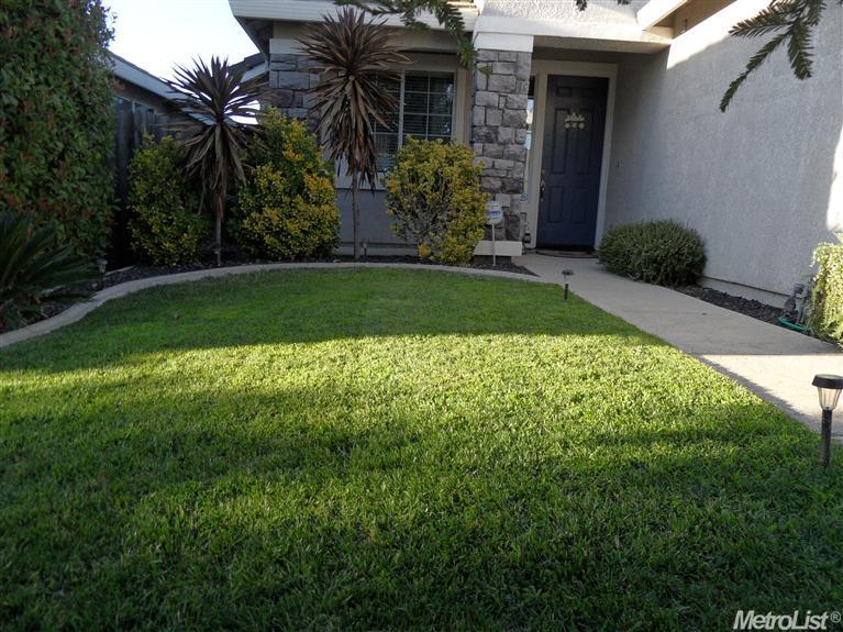 5841 Stroud Ct, Antelope, CA 95843 photo 2