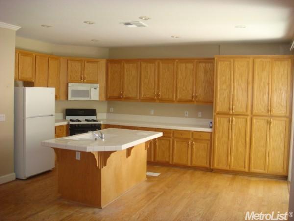 2487 Greystone Dr, Tracy, CA 95377 photo 5