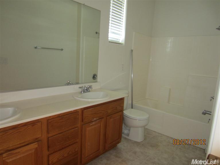 6572 Mello Ave, Winton, CA 95388 photo 11