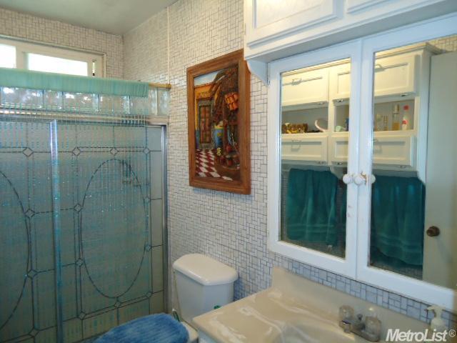 924 Roselawn Ave, Modesto, CA 95351 photo 8