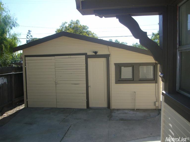 804 N Broadway, Turlock, CA 95380 photo 8